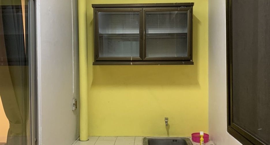 For sale 1 bed condo in Lam Luk Ka, Pathum Thani