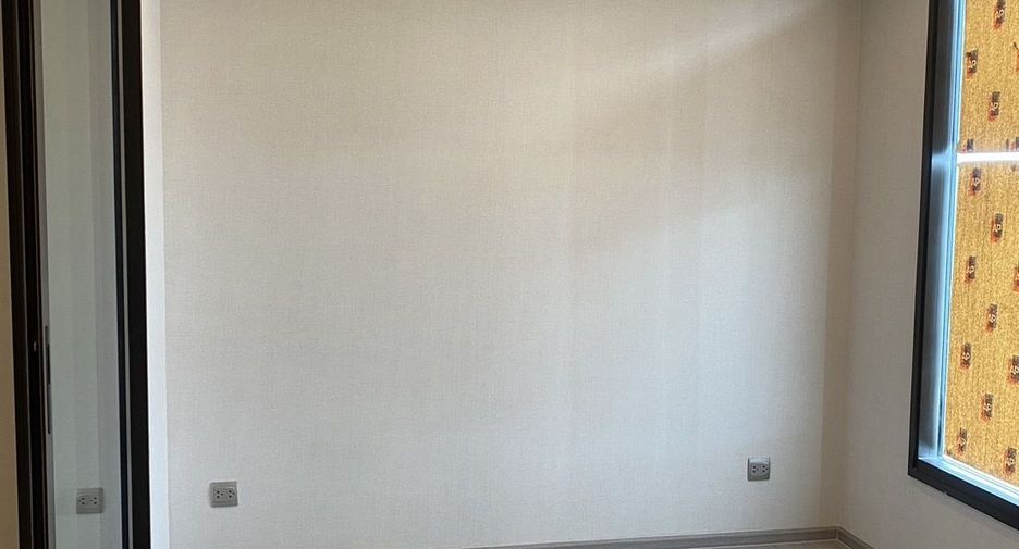 For sale 1 bed condo in Phra Khanong, Bangkok