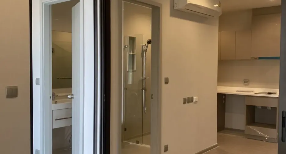 For sale 1 bed condo in Phra Khanong, Bangkok