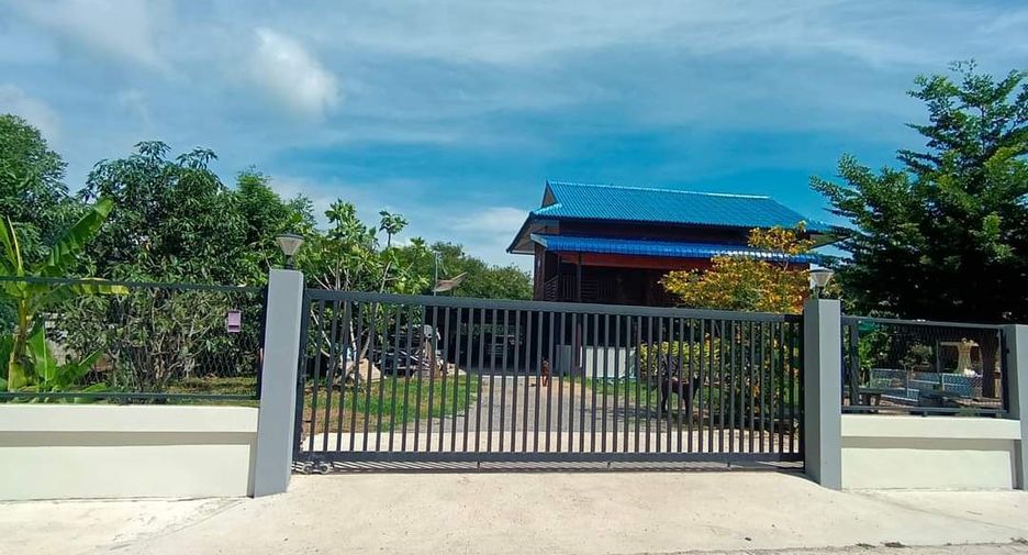For sale 3 bedrooms house in Mueang Chai Nat, Chainat