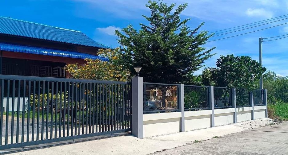 For sale 3 bedrooms house in Mueang Chai Nat, Chainat