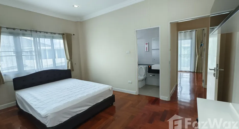 For rent 7 bedrooms house in Mueang Nonthaburi, Nonthaburi