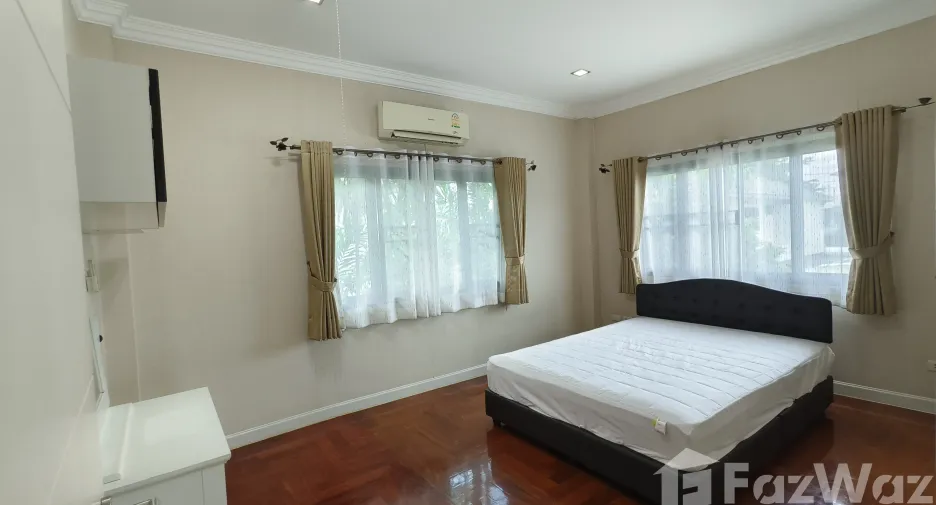 For rent 7 bedrooms house in Mueang Nonthaburi, Nonthaburi