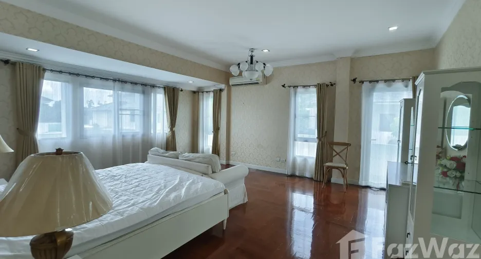For rent 7 bedrooms house in Mueang Nonthaburi, Nonthaburi