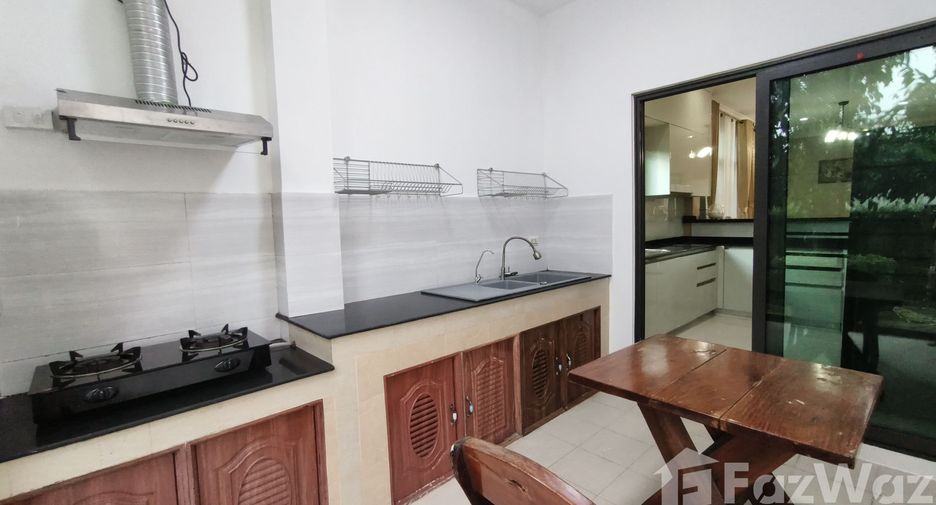 For rent 7 bedrooms house in Mueang Nonthaburi, Nonthaburi