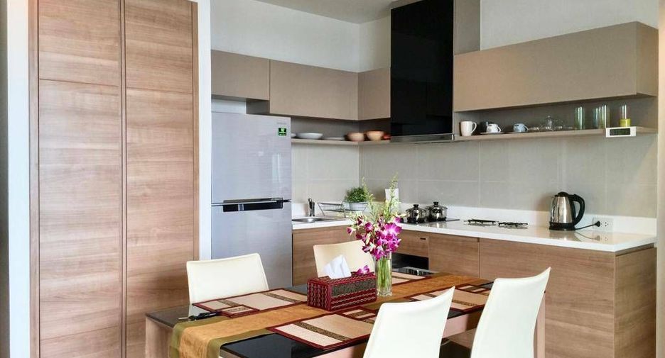 For sale 2 bedrooms condo in Phaya Thai, Bangkok