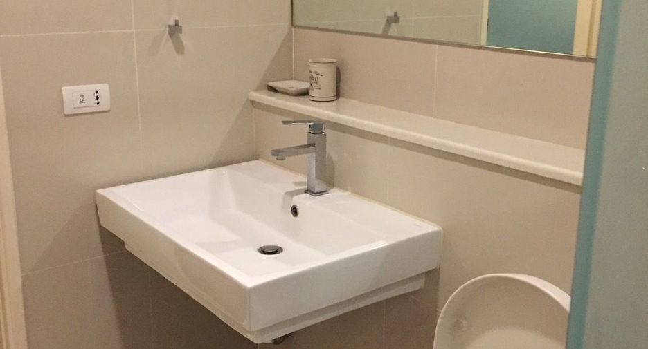 For sale 1 bed condo in Watthana, Bangkok