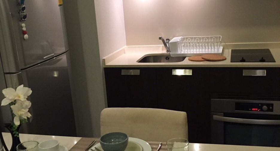 For sale 1 bed condo in Watthana, Bangkok