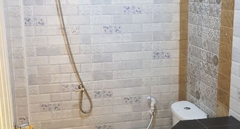 For sale 2 ベッドルーム townhouse in Mueang Nonthaburi, Nonthaburi