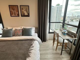 For sale 2 bedrooms condo in Huai Khwang, Bangkok