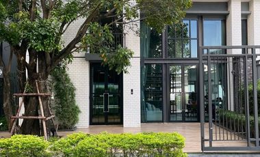 For sale 1 bed condo in Bang Na, Bangkok