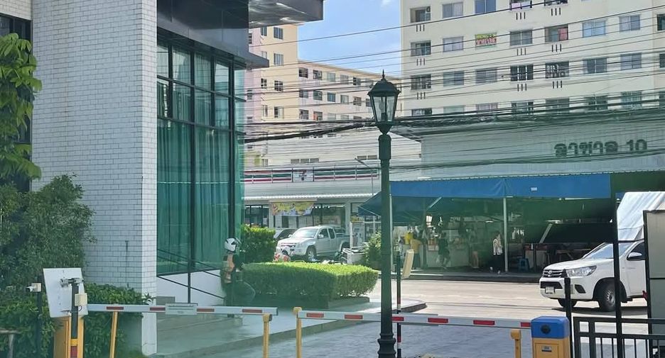 Wohnung zum Kauf mit 1 Zimmer in Bang Na, Bangkok