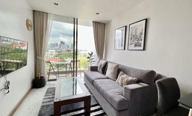 For rent 2 bedrooms condo in Watthana, Bangkok