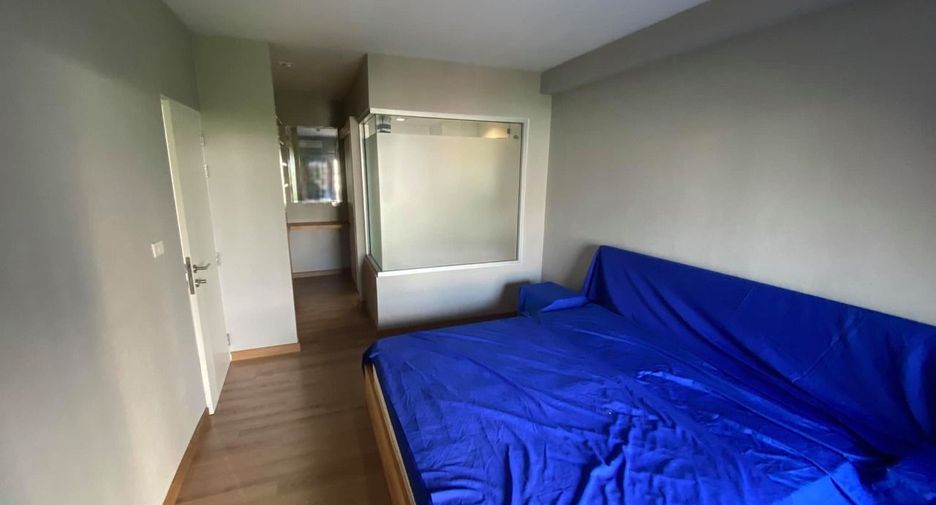 For sale 1 bed condo in Khlong Toei, Bangkok