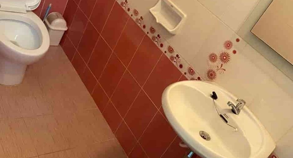 Продажа 3 спальни таунхаус в Bang Bua Thong, Нонтабури