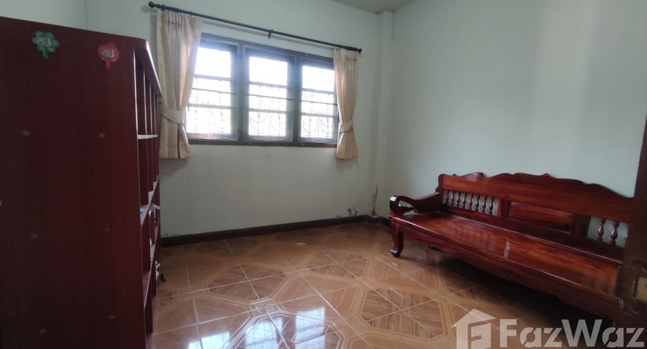 For sale 5 bedrooms house in Mueang Yasothon, Yasothon
