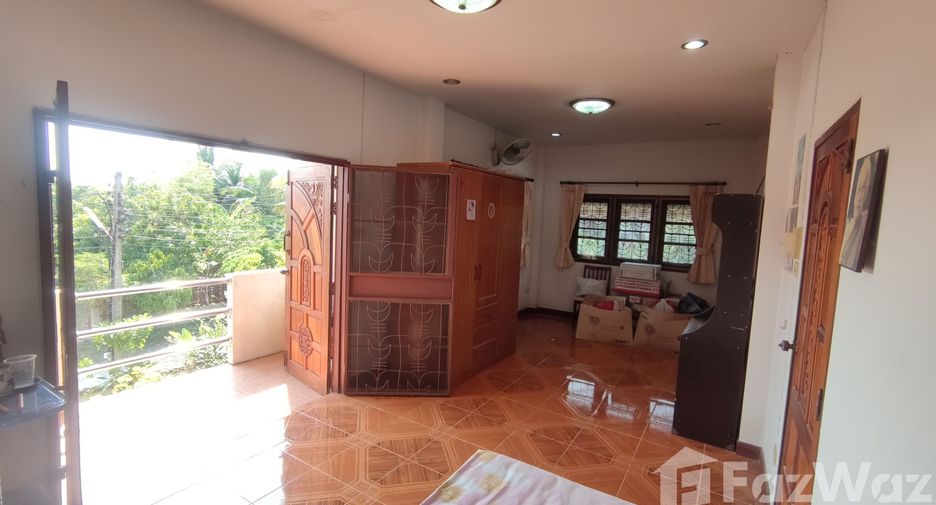 For sale 5 bedrooms house in Mueang Yasothon, Yasothon