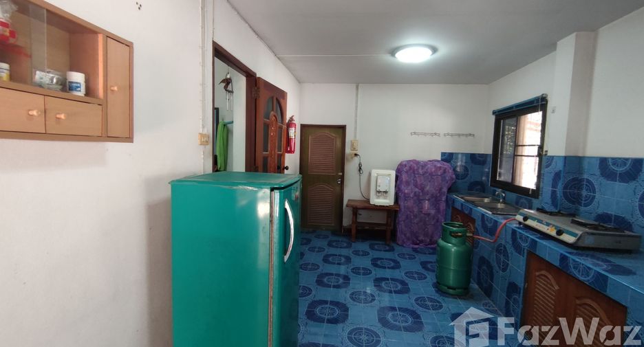For sale 5 bedrooms house in Mueang Yasothon, Yasothon