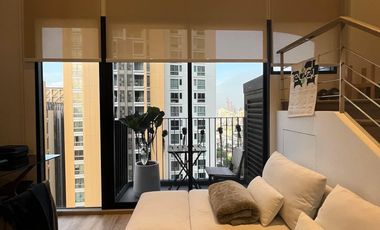 À vendre et à louer 1 chambre condo à Watthana, Bangkok
