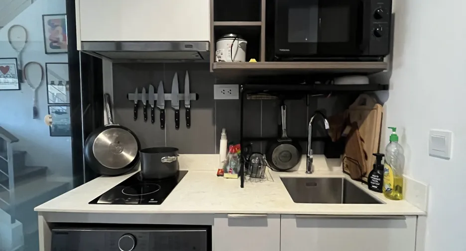 Wohnung zum Kauf und zur Miete mit 1 Zimmer in Watthana, Bangkok