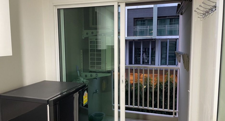 For sale 1 bed condo in Khlong Toei, Bangkok