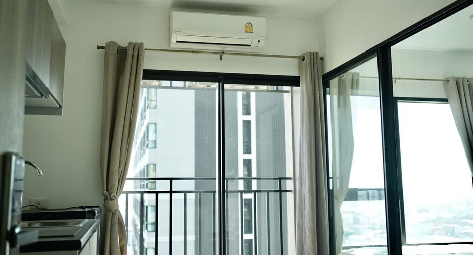 For sale 1 bed condo in Mueang Samut Prakan, Samut Prakan