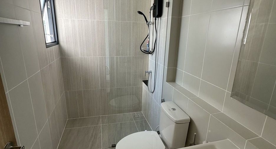 Casa en venta de 4 habitaciones en Bang Phli, Samut Prakan