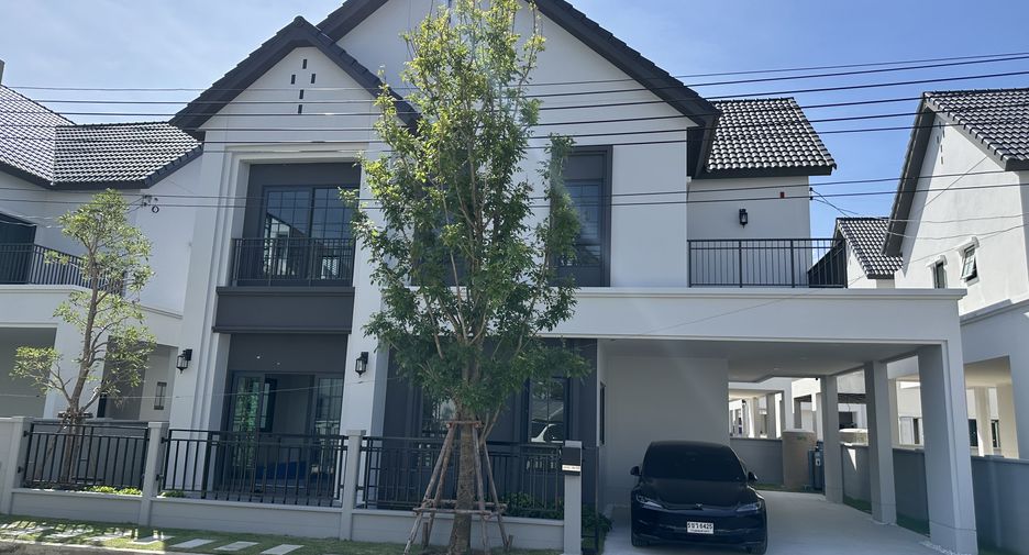 Casa en venta de 4 habitaciones en Bang Phli, Samut Prakan