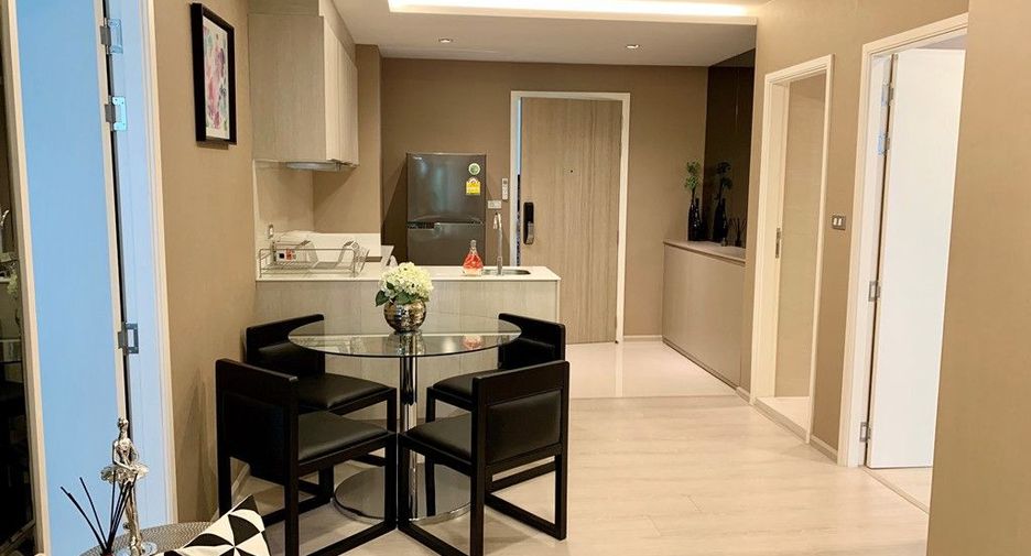 Condo en venta de 2 habitaciones en Khlong Toei, Bangkok