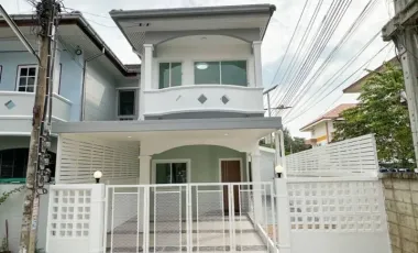 For sale 3 bedrooms townhouse in Pak Kret, Nonthaburi