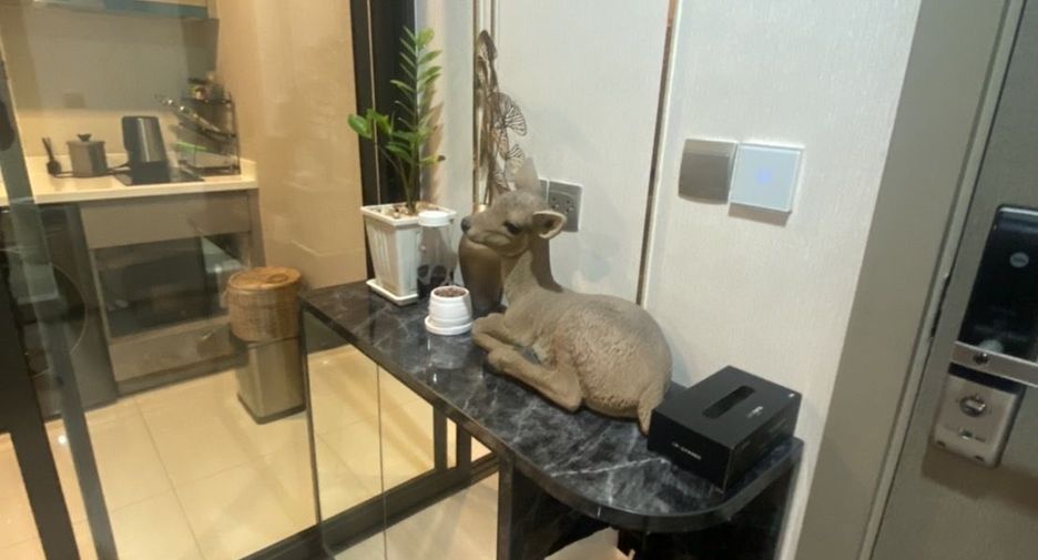 For sale and for rent 1 bed condo in Huai Khwang, Bangkok