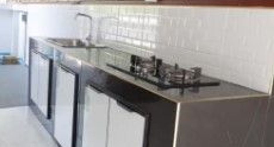 For sale 4 bedrooms house in Mueang Trat, Trat