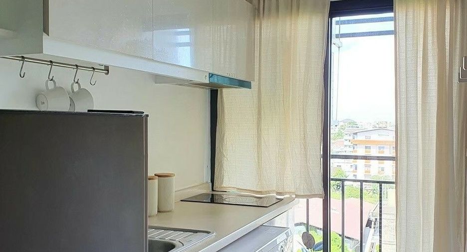 For sale 1 bed condo in Mueang Samut Prakan, Samut Prakan