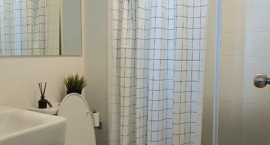For sale 1 bed condo in Mueang Samut Prakan, Samut Prakan