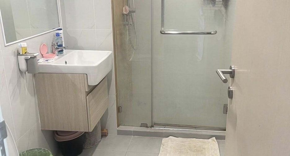 For sale 1 bed condo in Khlong Toei, Bangkok