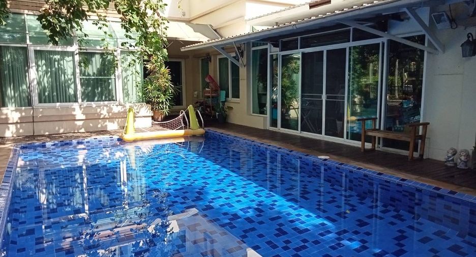 For sale 4 bedrooms house in Bang Kruai, Nonthaburi