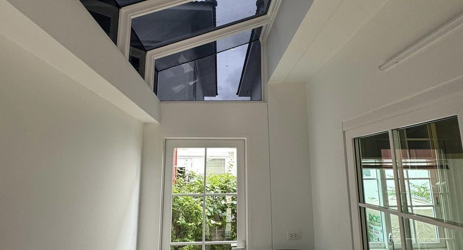 出租 4 卧室 独立屋 在 Thanyaburi, Pathum Thani