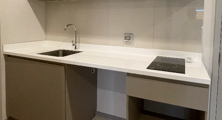 À vendre 1 chambre condo à Phra Khanong, Bangkok