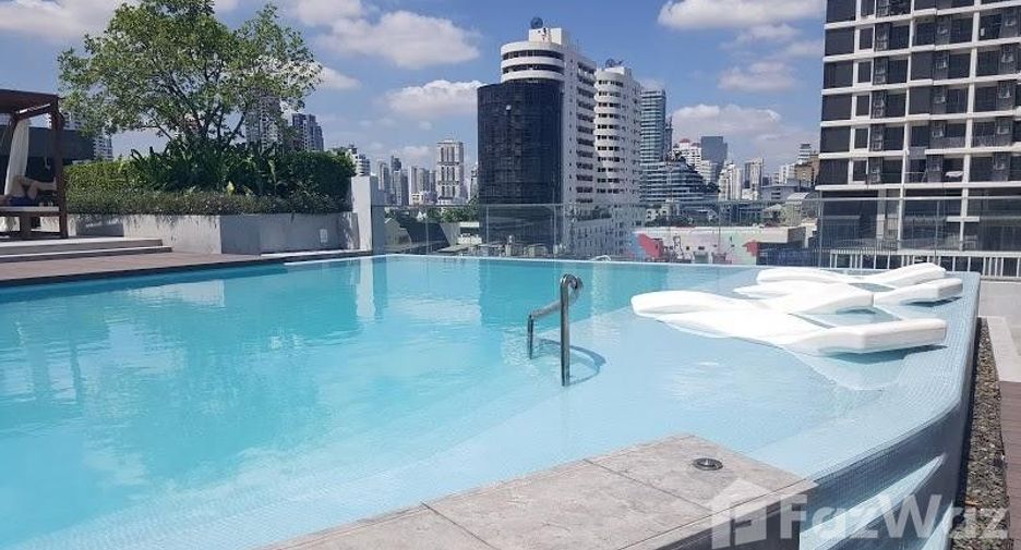 For sale 1 bed condo in Watthana, Bangkok