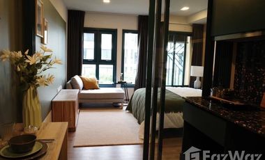 For sale 1 bed condo in Khlong Toei, Bangkok