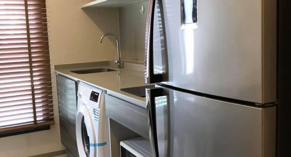 For sale 1 bed condo in Huai Khwang, Bangkok
