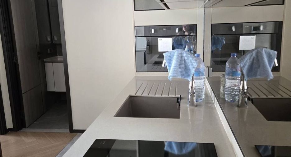 For sale 2 bedrooms condo in Watthana, Bangkok
