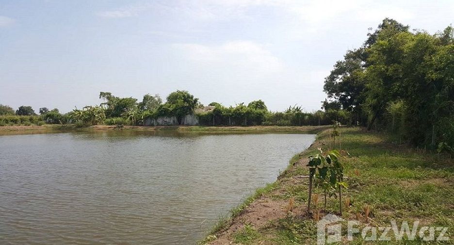 Terreno en venta en Bang Pakong, Chachoengsao