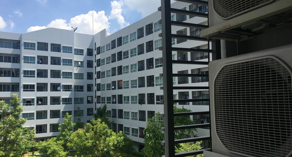 For sale 1 bed condo in Bang Na, Bangkok