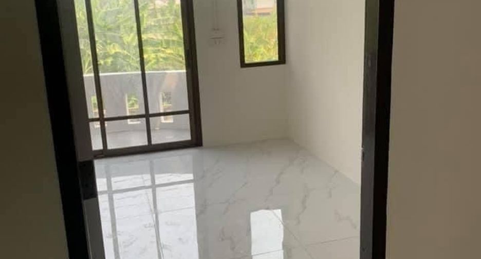 For sale 2 bedrooms townhouse in Pak Kret, Nonthaburi