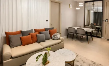 À vendre 2 chambres condo à Huai Khwang, Bangkok