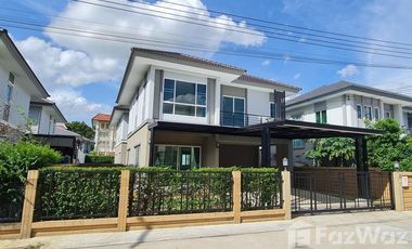 Casa en alquiler y en venta de 3 habitaciones en Mueang Pathum Thani, Pathum Thani
