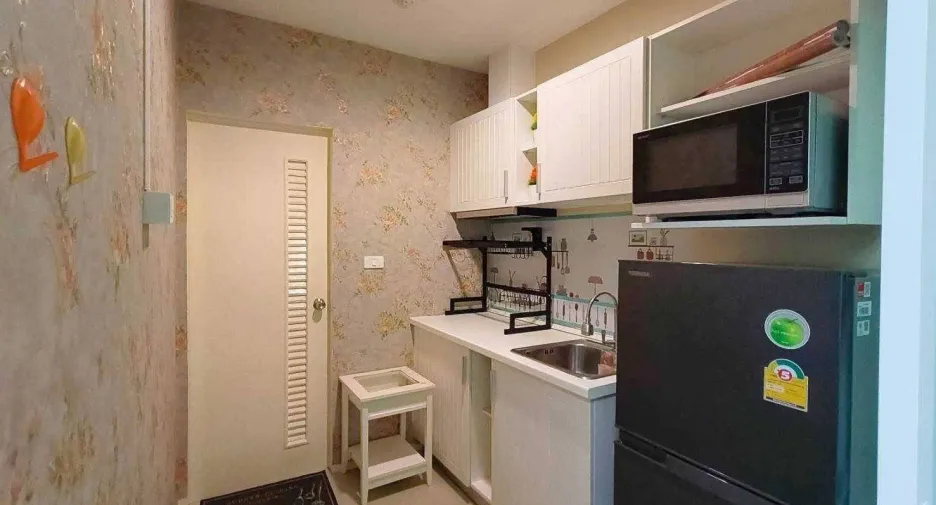 For sale 2 bedrooms condo in Mueang Samut Prakan, Samut Prakan