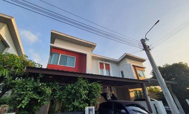Haus zum Kauf mit 3 Zimmer in Bang Kruai, Nonthaburi