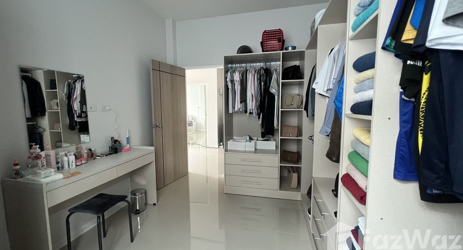 À vendre 3 chambres maison à Mueang Nakhon Ratchasima, Nakhon Ratchasima